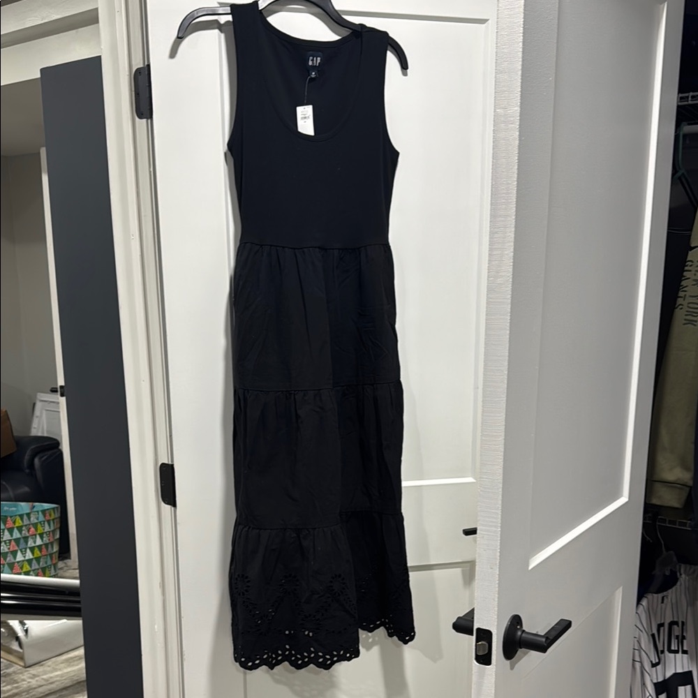 GAP Black Sleeveless Dress